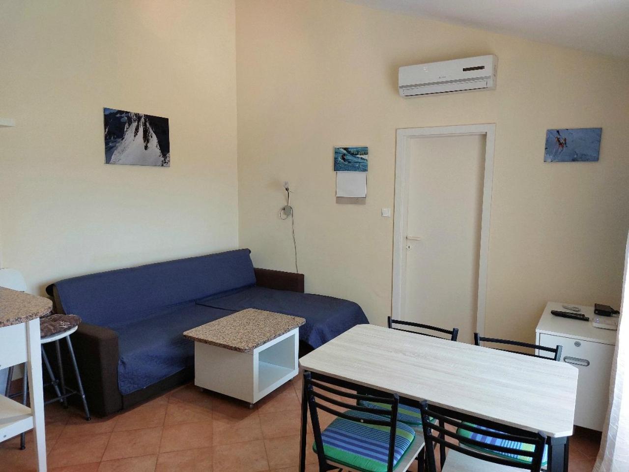 Holiday Apartment * Pula